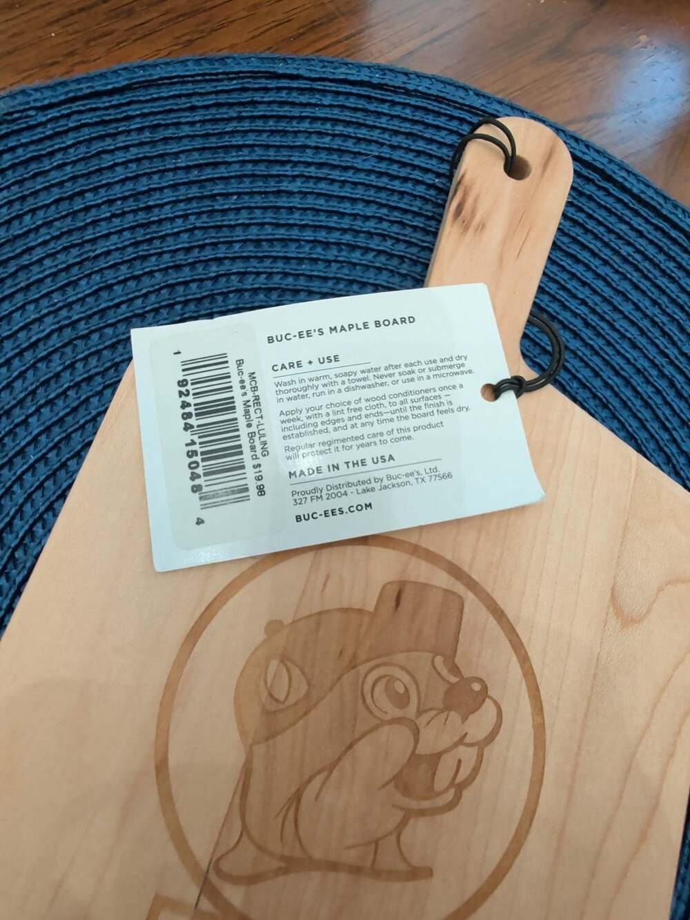Buc-ee's Maple Cutting Board Luling - Picture 3 of 7